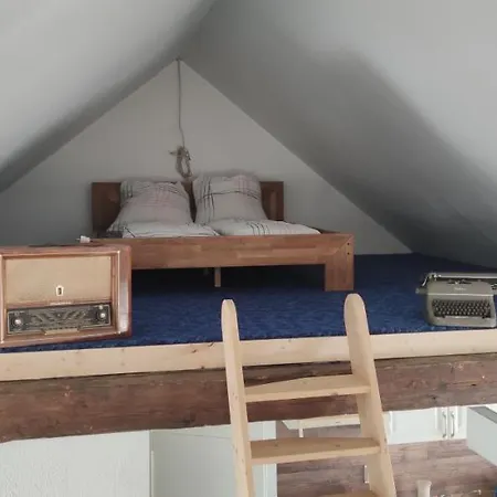 Zentrumsnahes Wohnen In Der Alten Schule Am * 什未林