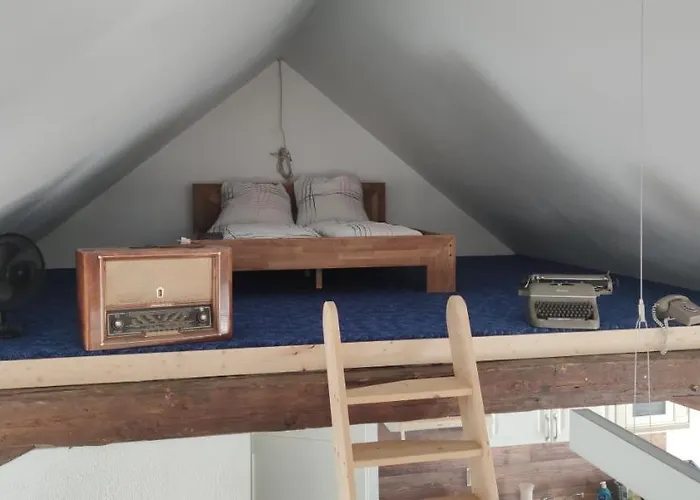 Zentrumsnahes Wohnen In Der Alten Schule Am * 什未林